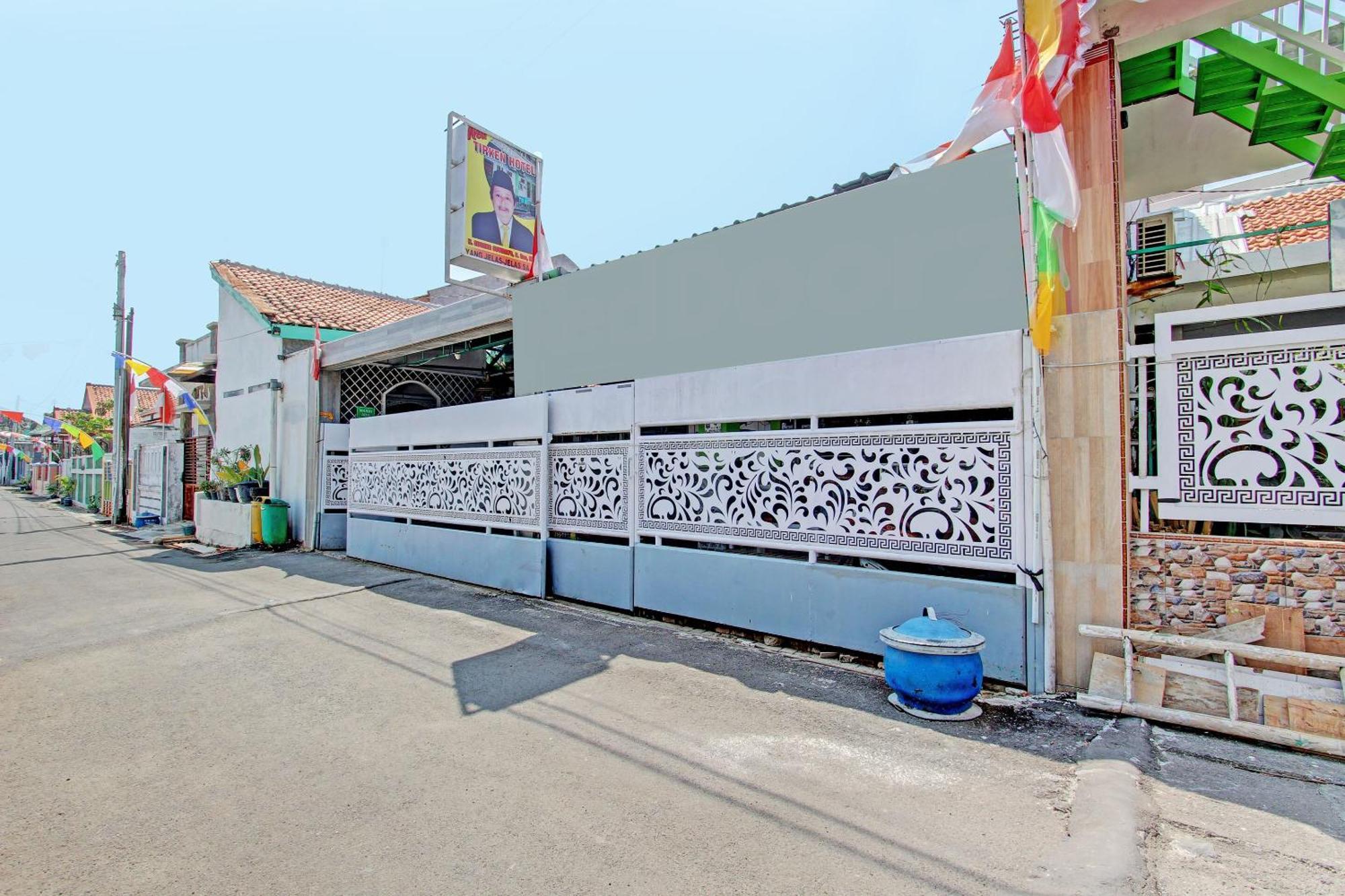 红多兹伊斯兰酒店-近直葛市政厅广场 外观 照片